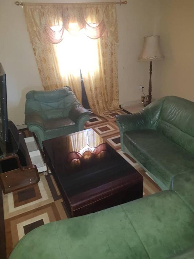Touray Guest House Old Yundum エクステリア 写真